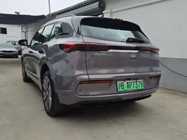 Buick E5 — Фото автомобиля 7