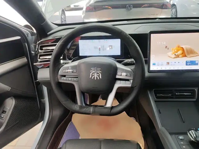 BYD Qin L — Фото автомобиля 10