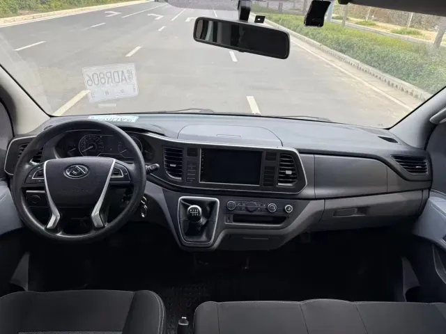 Maxus Xintu V80 — Фото автомобиля 8