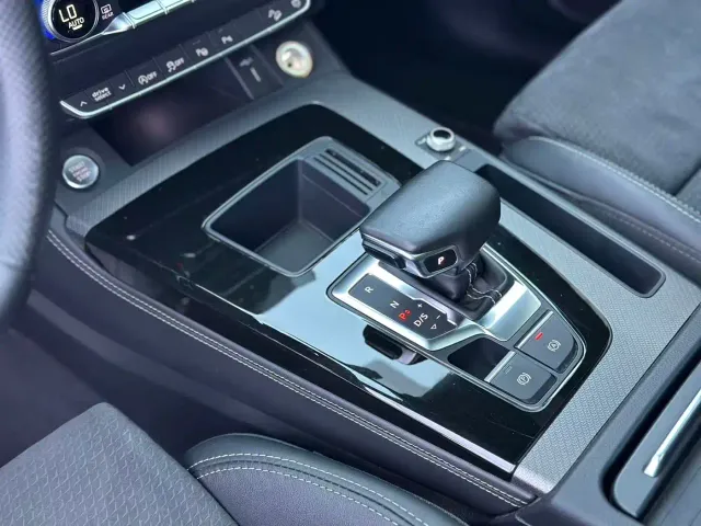 Audi Q5L Sportback — Фото автомобиля 9