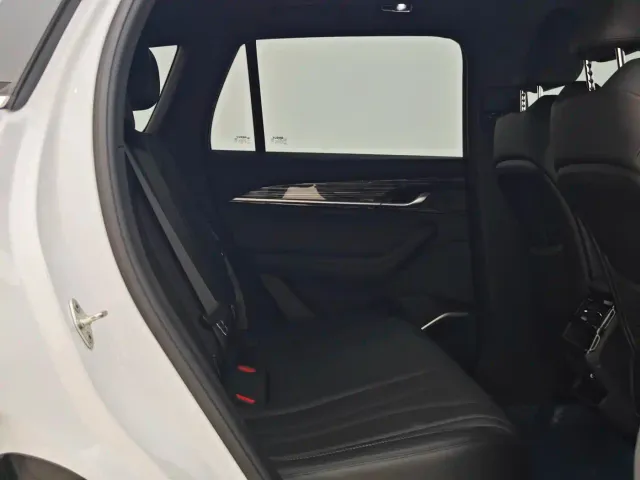Geely Xingyue L — Фото автомобиля 25