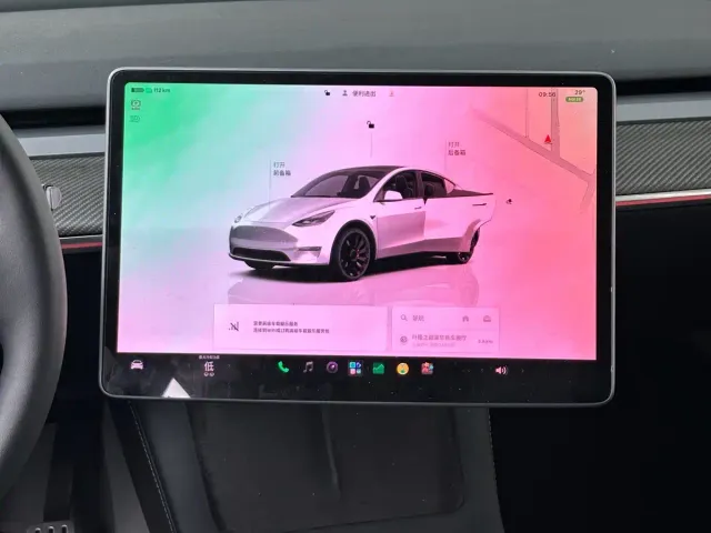 Tesla Model Y — Фото автомобиля 20