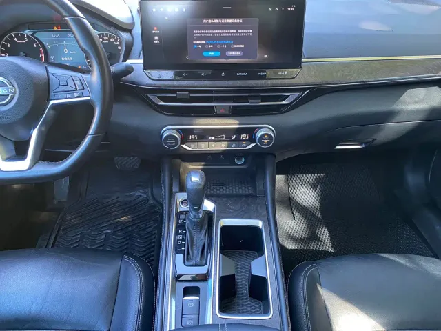 Nissan Teana — Фото автомобиля 14