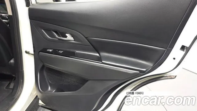 KGM Korando Beautiful — Фото автомобиля 14