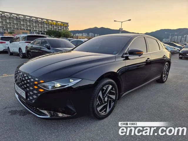 Hyundai Grandeur — Фото автомобиля 2