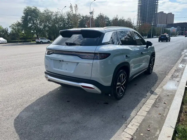 BYD Song L DM-i — Фото автомобиля 20