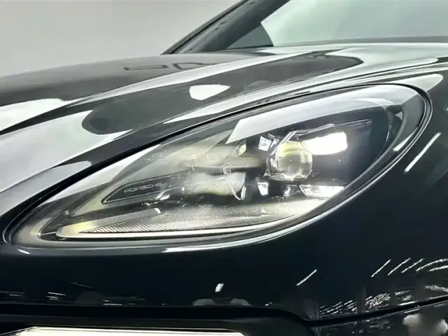 Porsche Macan — Фото автомобиля 7