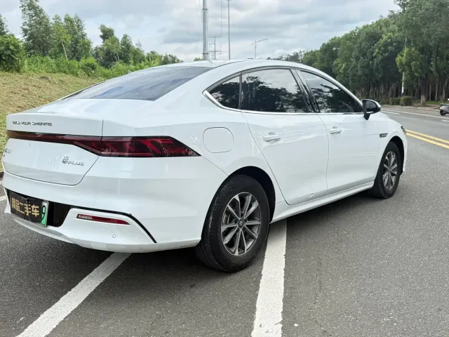 BYD Qin PLUS — Фото автомобиля 6