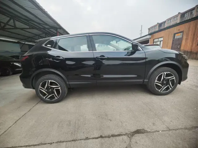 Nissan Qashqai — Фото автомобиля 4