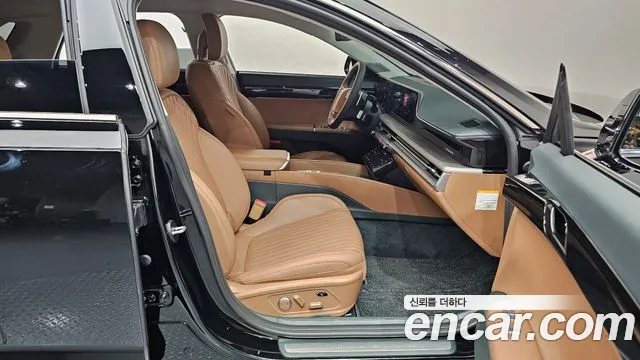 Hyundai Grandeur GN7 — Фото автомобиля 16