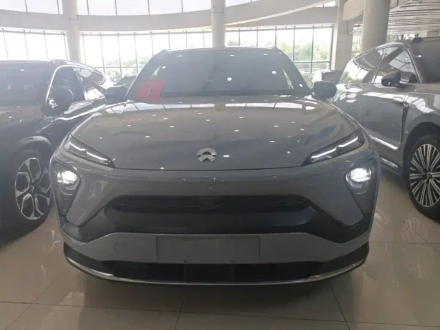 Nio ES6 — Фото автомобиля 2