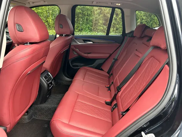 BMW X3 — Фото автомобиля 12