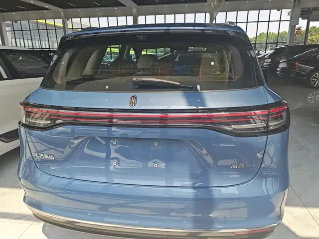 Shangjie SUV — Фото автомобиля 5