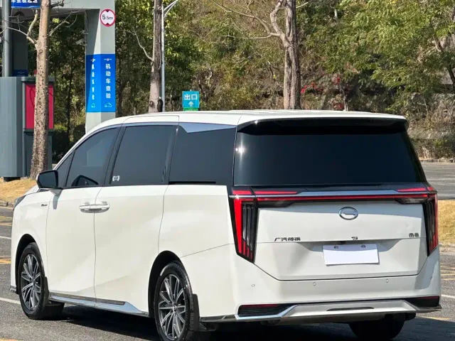 GAC Trumpchi M8 — Фото автомобиля 16