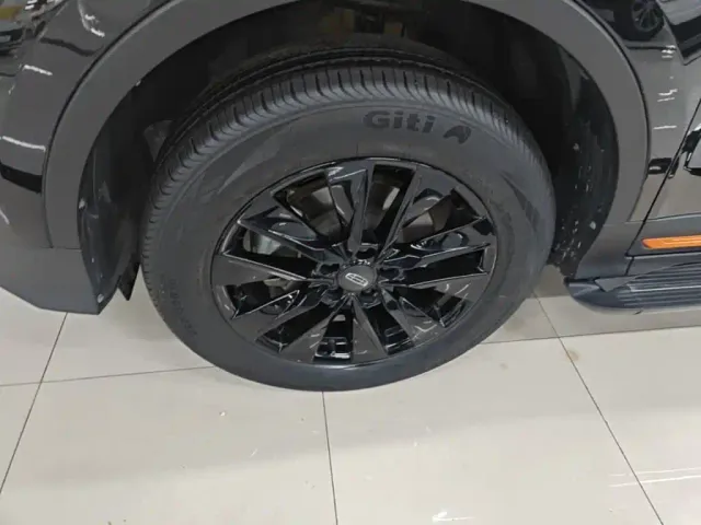 Geely Boyue — Фото автомобиля 22