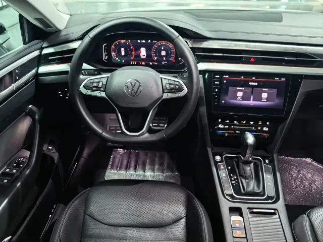 Volkswagen CC — Фото автомобиля 9