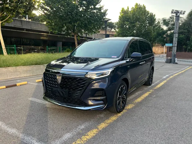 Фотография автомобиля — Roewe iMAX8