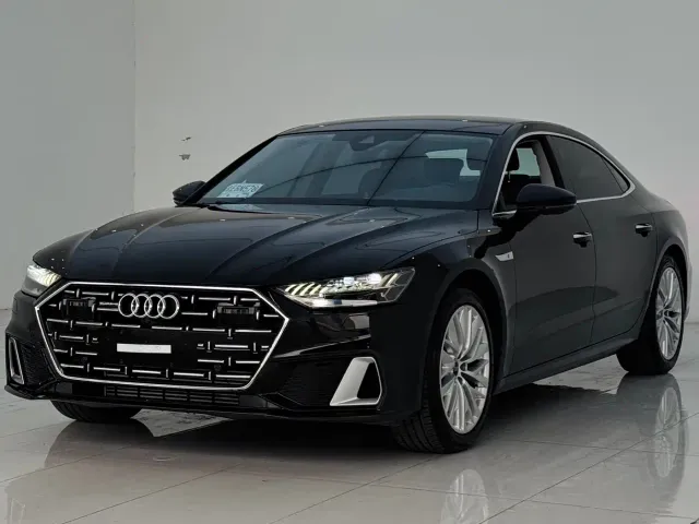 Audi A7L — Фото автомобиля 3