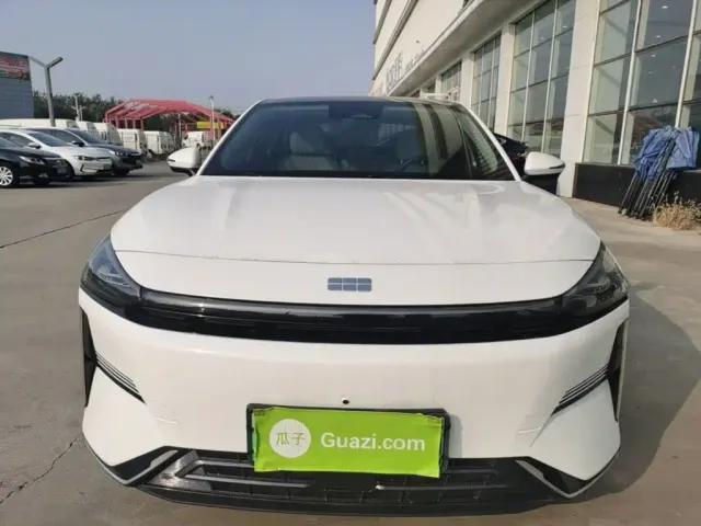 Geely Galaxy L6 — Фото автомобиля 2