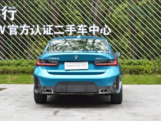 BMW 3 Series — Фото автомобиля 5