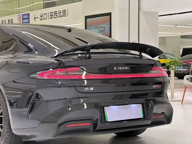 Xiaomi SU7 — Фото автомобиля 8