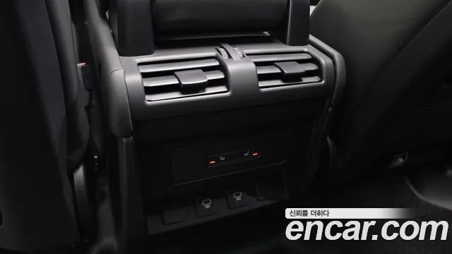 Land Rover Defender L663 — Фото автомобиля 18