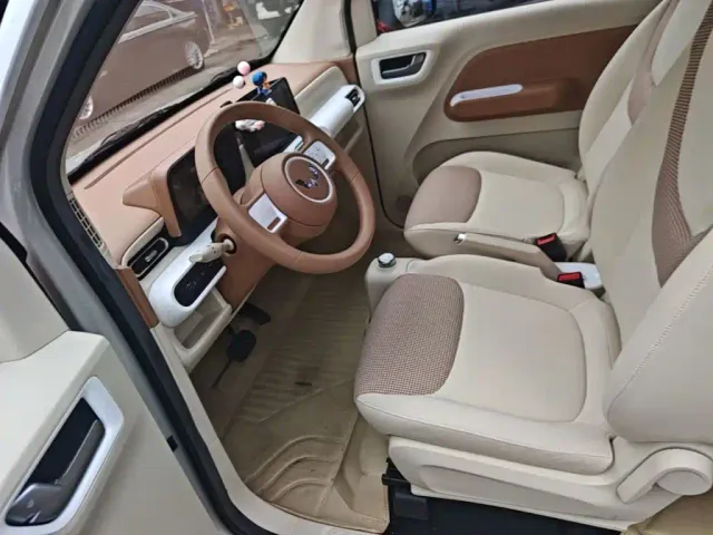 Wuling Hongguang Mini EV — Фото автомобиля 13