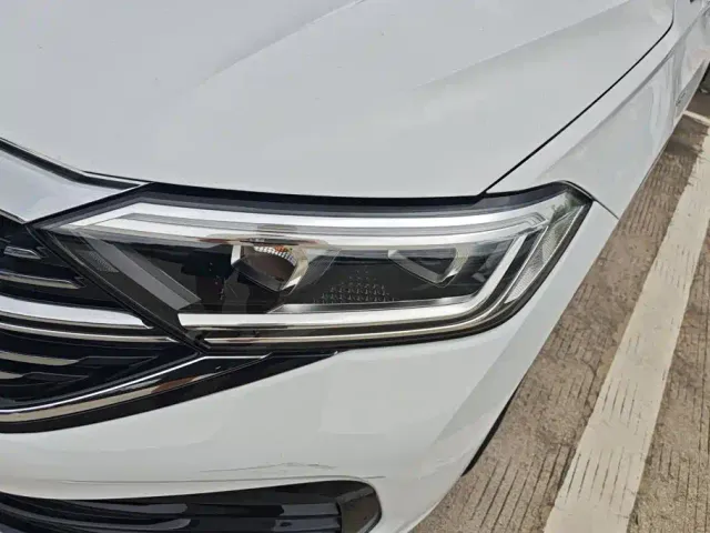 Volkswagen Sagitar — Фото автомобиля 5