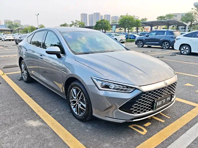 BYD Qin PLUS — Фото автомобиля 3