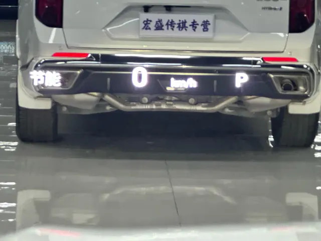 GAC Trumpchi GS8 — Фото автомобиля 19
