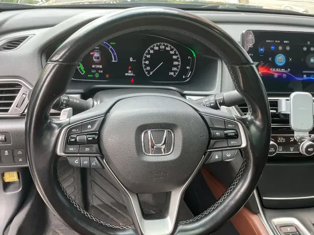 Honda Inspire — Фото автомобиля 9