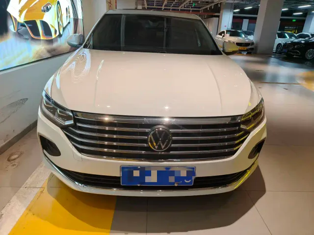 Volkswagen Lavida — Фото автомобиля 2