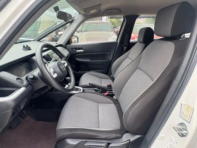 Honda Fit — Фото автомобиля 7