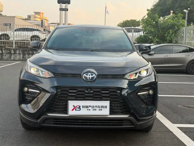 Toyota Wildlander — Фото автомобиля 2
