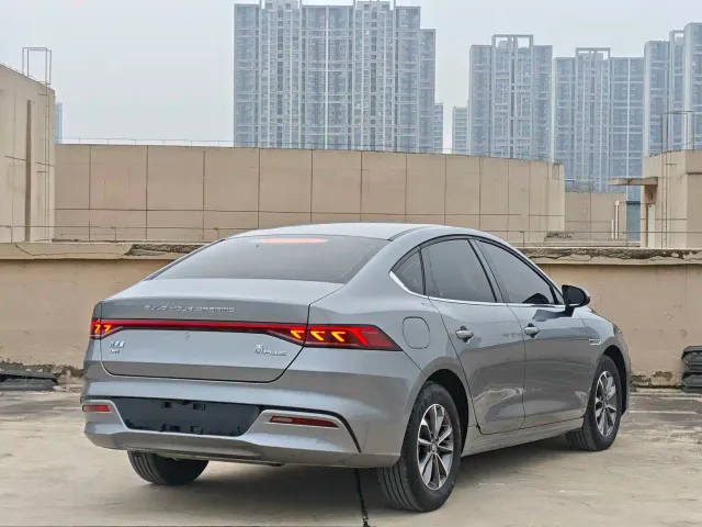 BYD Qin PLUS — Фото автомобиля 4