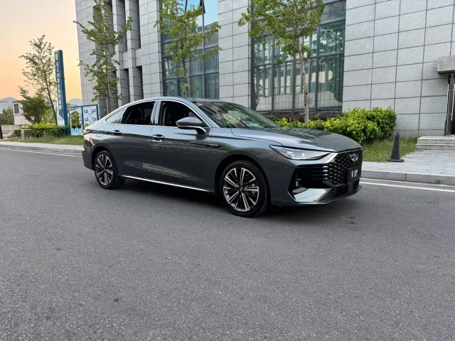 Chery Arrizo 8 PRO — Фото автомобиля 4
