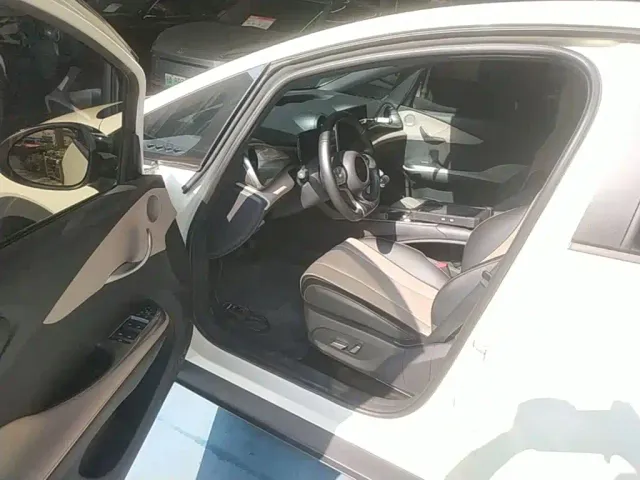 BYD Dolphin — Фото автомобиля 15