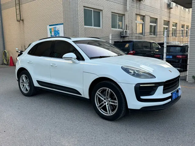 Porsche Macan — Фото автомобиля 2