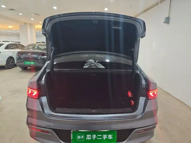 BYD Qin PLUS — Фото автомобиля 15