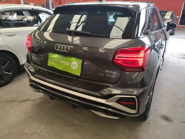 Audi Q2L — Фото автомобиля 3