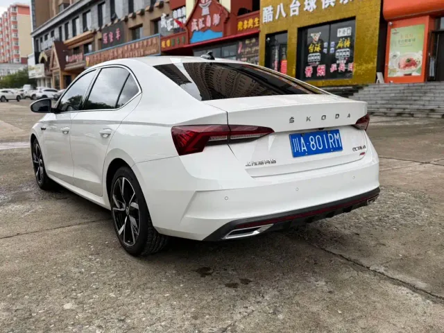 Skoda Octavia — Фото автомобиля 4