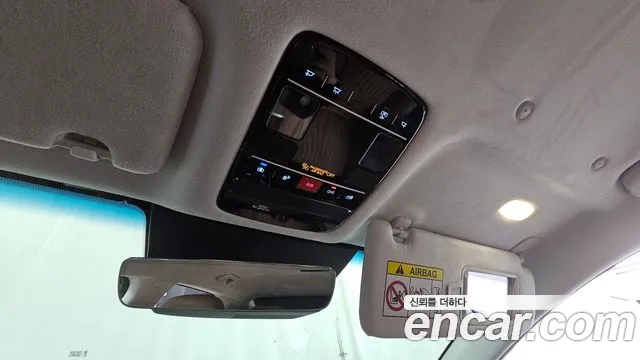 Hyundai Grandeur GN7 — Фото автомобиля 30