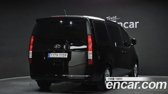 Hyundai Staria Staria Tourer 9 мест — Фото автомобиля 2