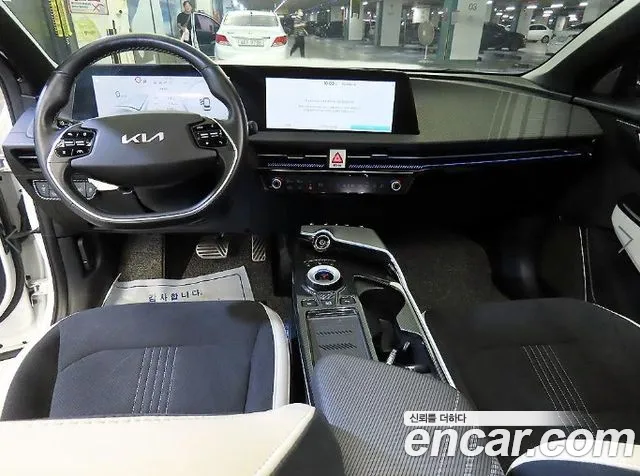 Kia EV6 — Фото автомобиля 10