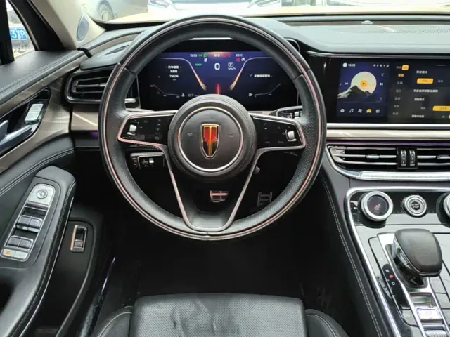Hongqi H9 — Фото автомобиля 10