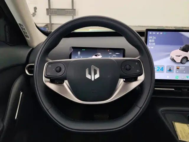 Leapmotor A10 — Фото автомобиля 15