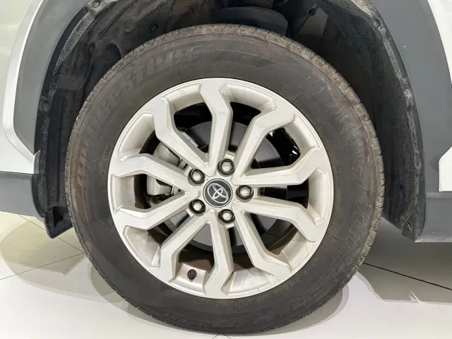 Toyota Frontlander — Фото автомобиля 11