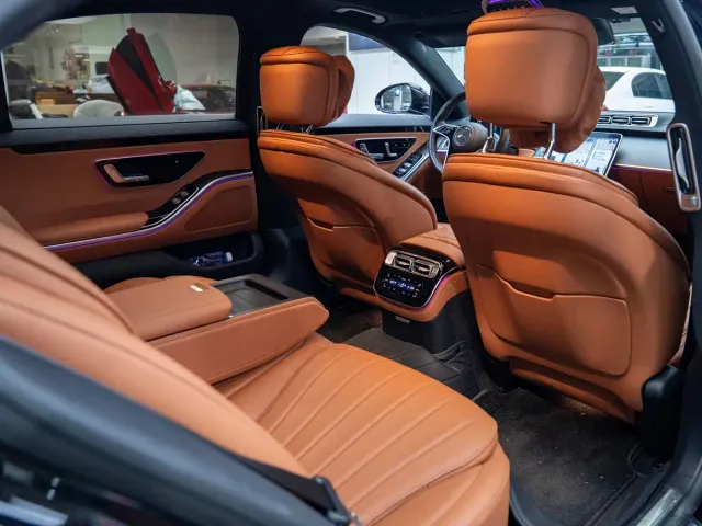 Mercedes-Benz S-Class — Фото автомобиля 28