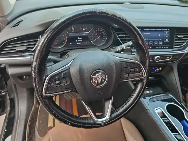 Buick Regal — Фото автомобиля 15