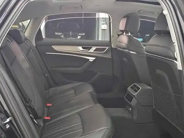 Audi A6L — Фото автомобиля 17